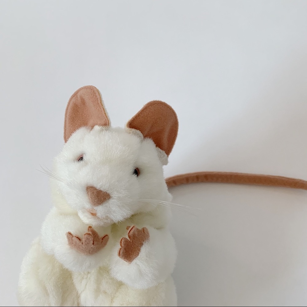 White Mouse Puppet - Picture 3 of 3